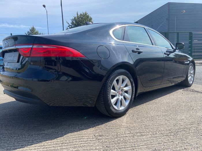 Jaguar XF 2015