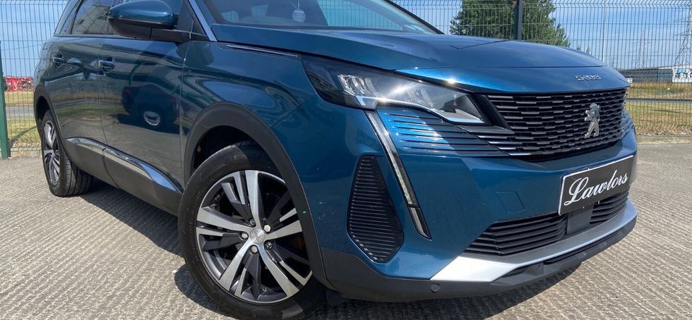 Peugeot 5008 2021