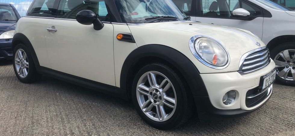 MINI Cooper 2010