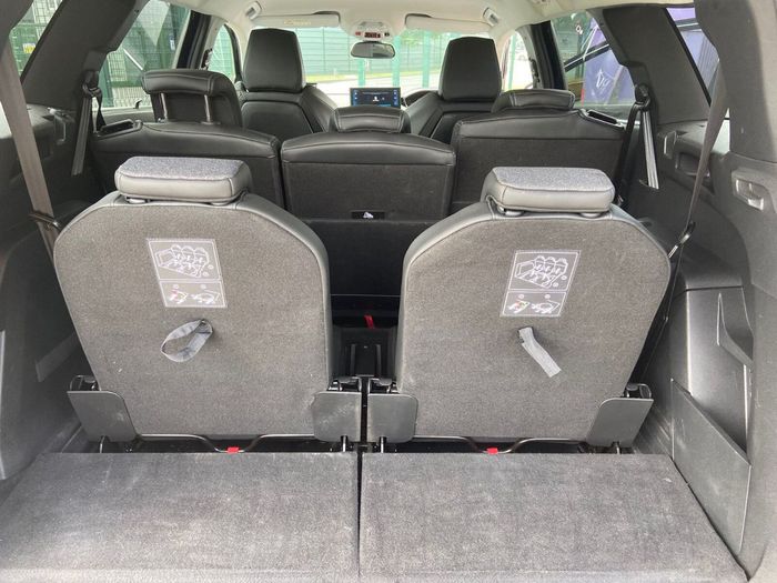 Peugeot 5008 2021