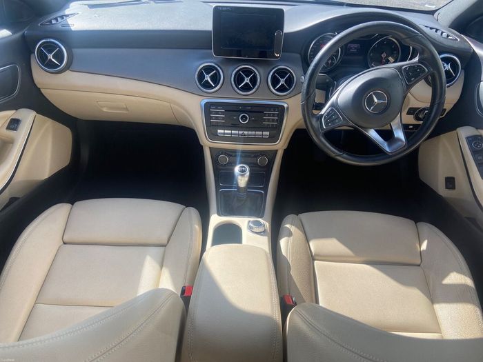 Mercedes-Benz CLA 2018