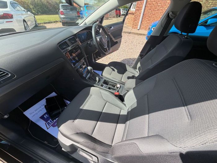 Volkswagen Golf 2020