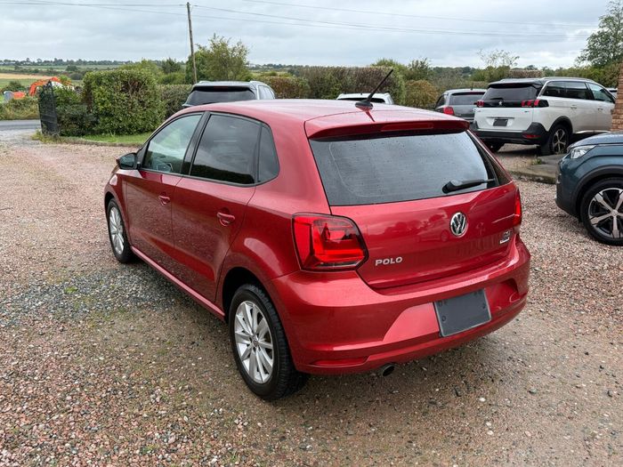 Volkswagen Polo 2015
