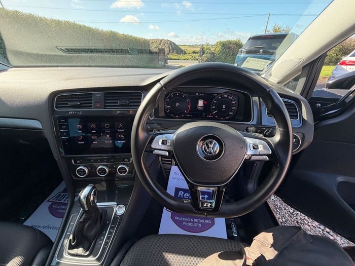 Volkswagen Golf 2020