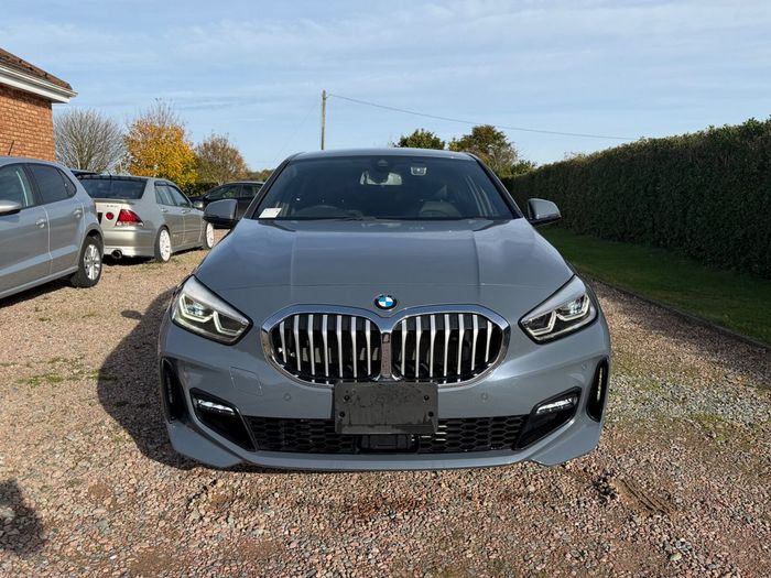 BMW 1 Series 2021