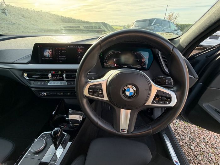 BMW 1 Series 2021