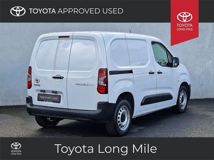 Toyota Proace 2023