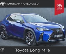 Lexus UX 2025