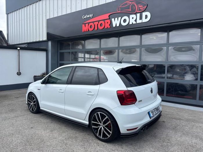 Volkswagen Polo 2015