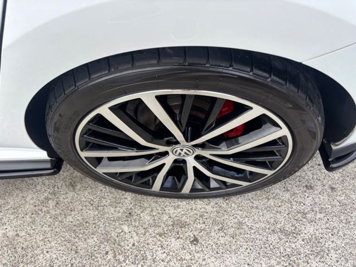 Volkswagen Polo 2015