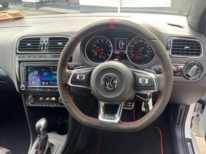 Volkswagen Polo 2015