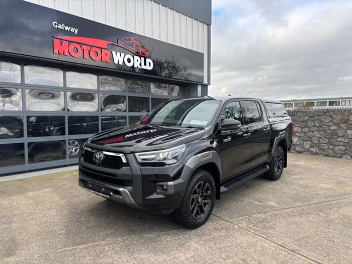 Toyota HiLux 2023
