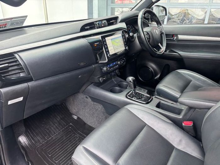 Toyota HiLux 2023