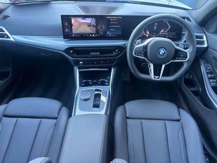 BMW 3 Series 2025