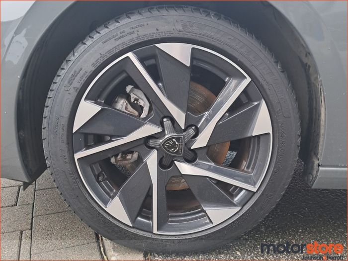 Peugeot 308 2025