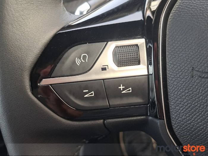 Peugeot 2008 2025