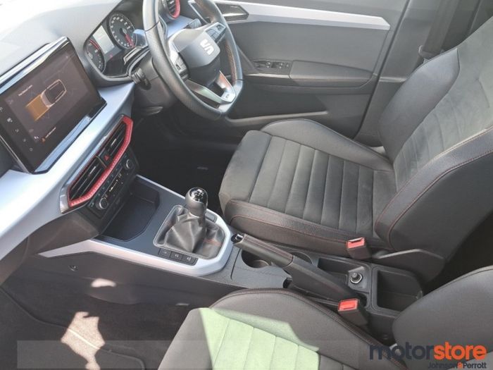 SEAT Arona 2023