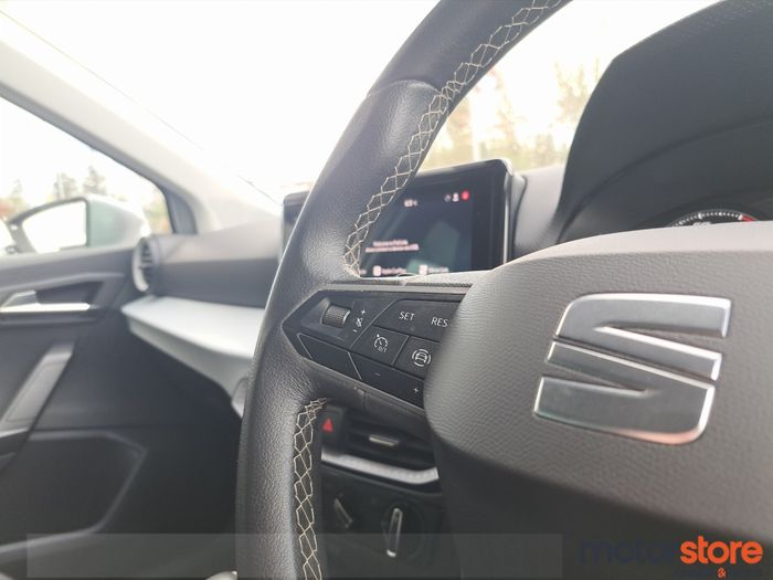 SEAT Arona 2023