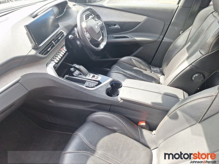 Peugeot 3008 2022