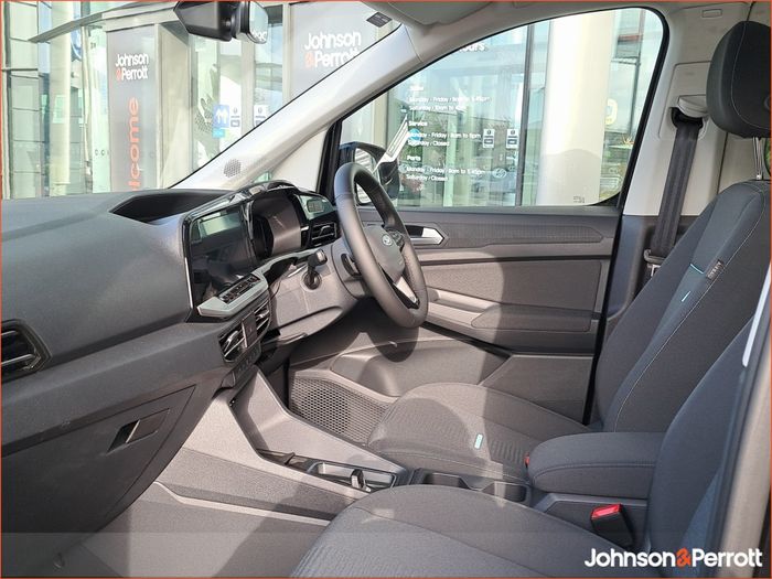 Ford TOURNEO CONNECT 2026