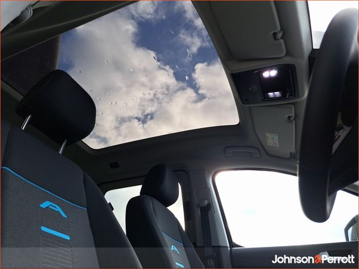 Ford TOURNEO CONNECT 2026