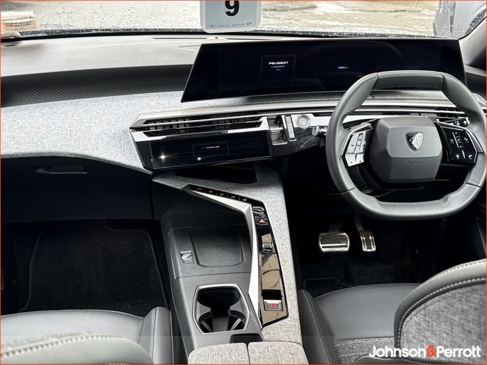 Peugeot 5008 2025