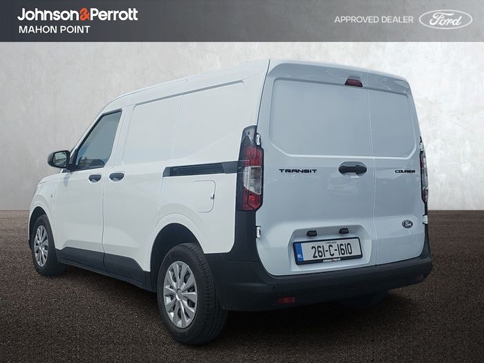 Ford TRANSIT COURIER 2026