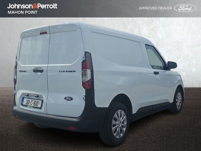 Ford TRANSIT COURIER 2026