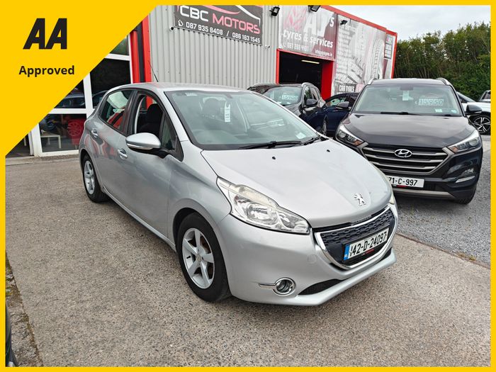 Peugeot 208 2014