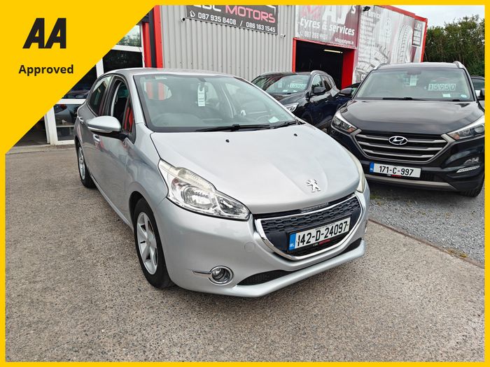 Peugeot 208 2014