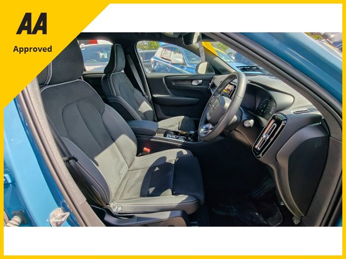 Volvo XC40 2023