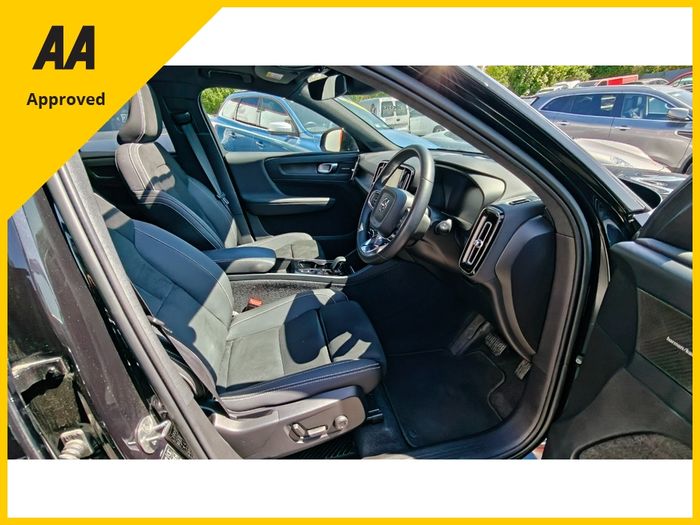 Volvo XC40 2023
