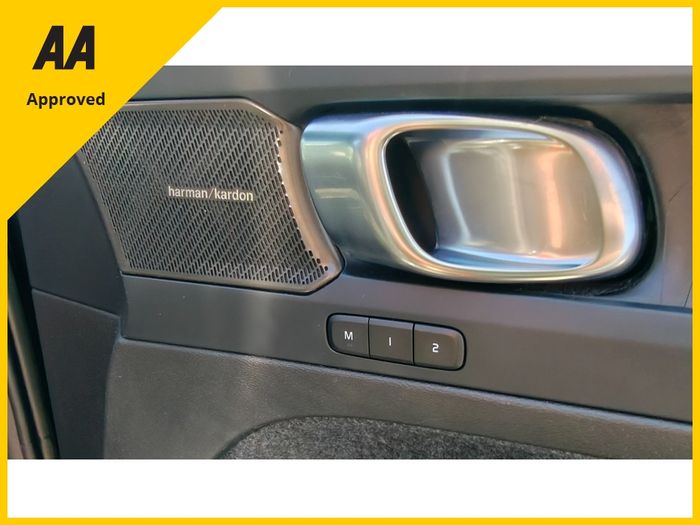 Volvo XC40 2023