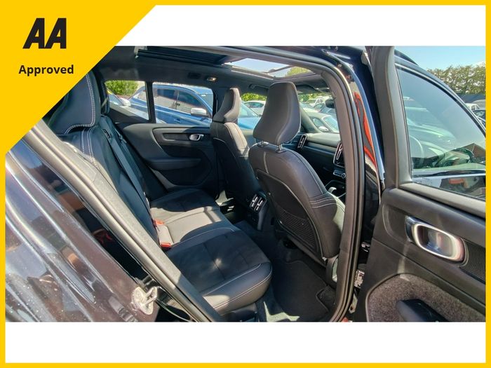 Volvo XC40 2023