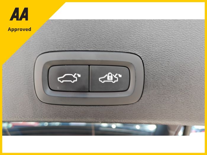 Volvo XC40 2023