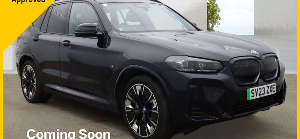 BMW iX3 2023
