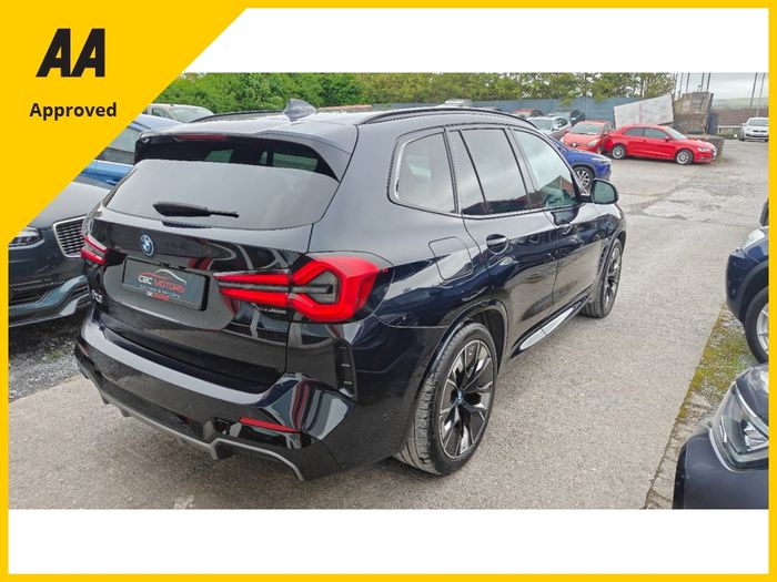 BMW iX3 2022