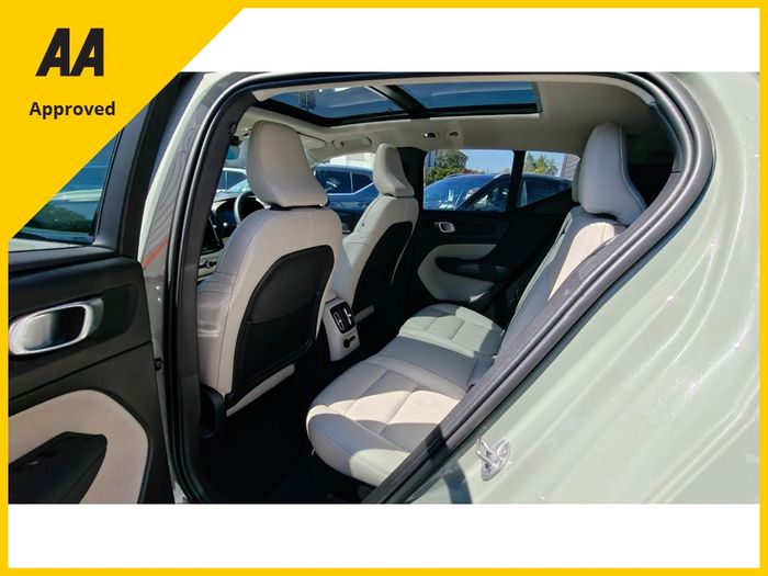 Volvo XC40 2023