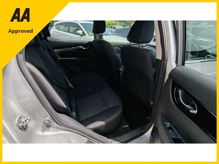 Nissan QASHQAI 2015