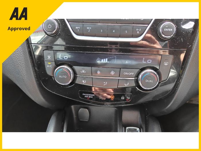 Nissan QASHQAI 2015