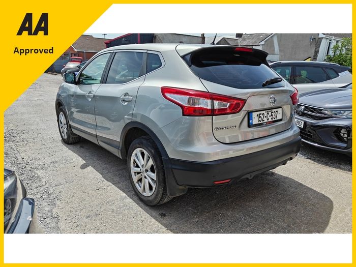 Nissan QASHQAI 2015