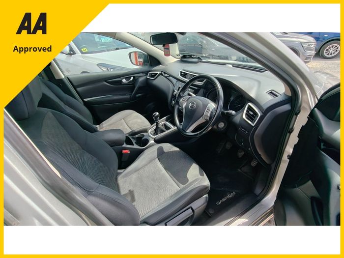 Nissan QASHQAI 2015