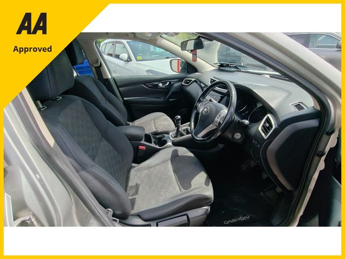 Nissan QASHQAI 2015