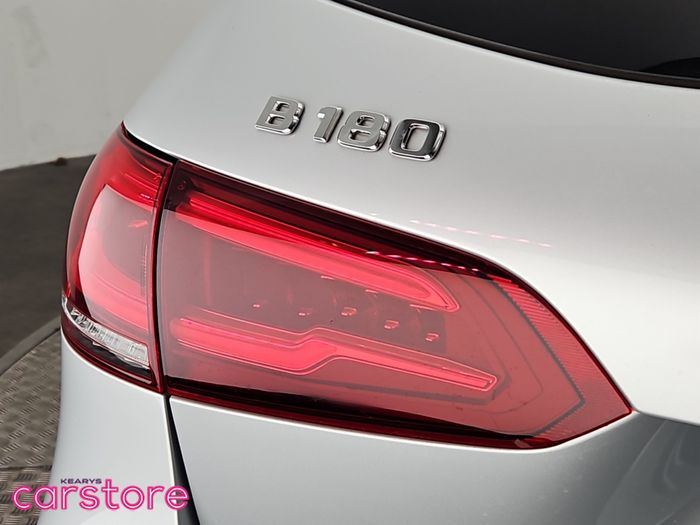 Mercedes-Benz B-Class 2021