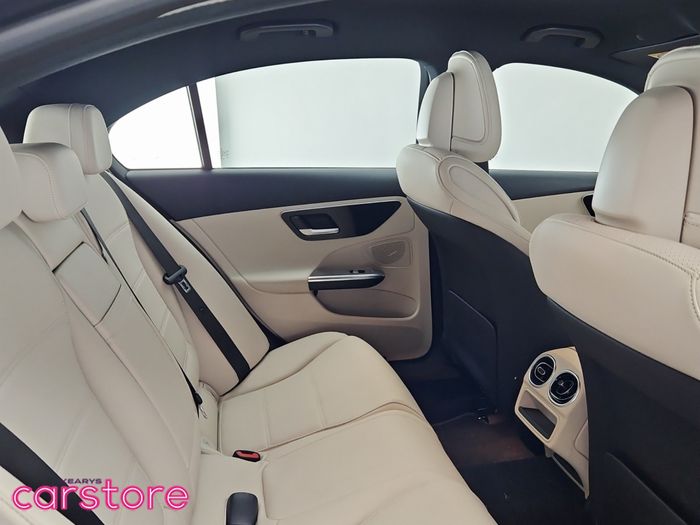 Mercedes-Benz C-Class 2023