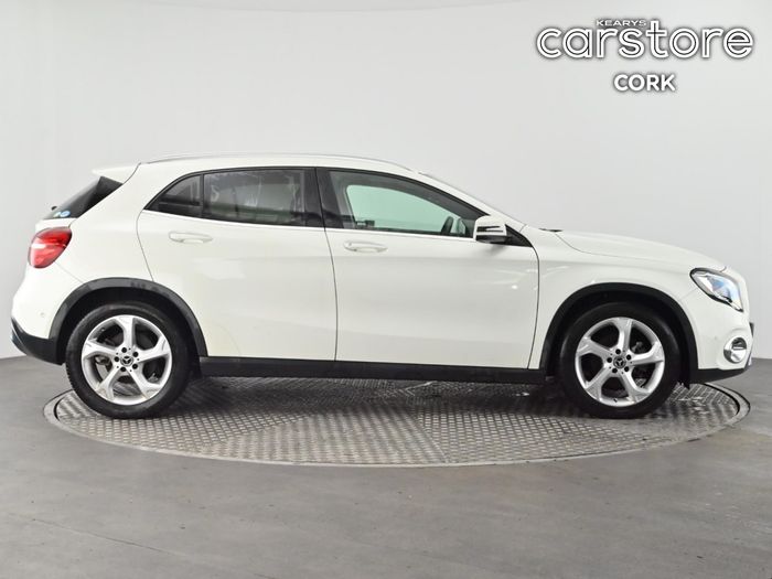 Mercedes-Benz GLA Class 2017