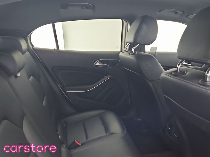 Mercedes-Benz GLA Class 2017