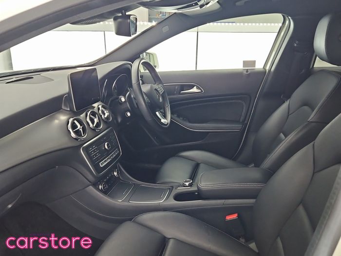 Mercedes-Benz GLA Class 2017