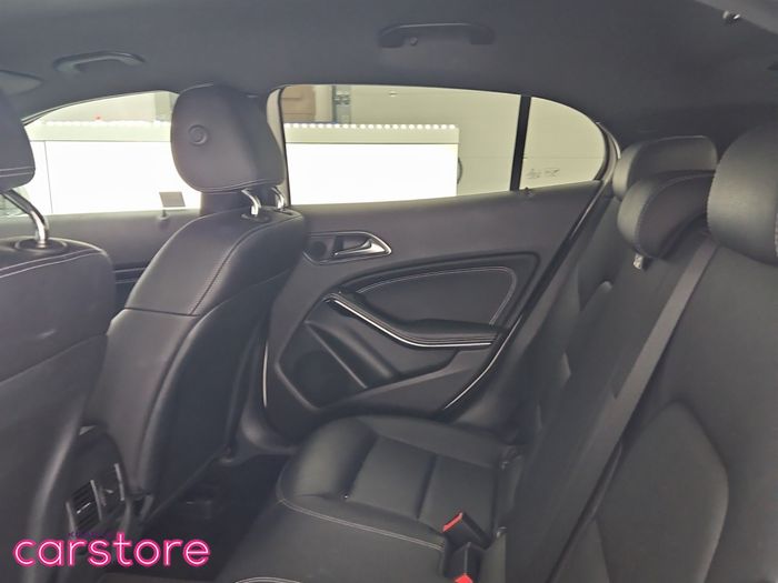 Mercedes-Benz GLA Class 2017