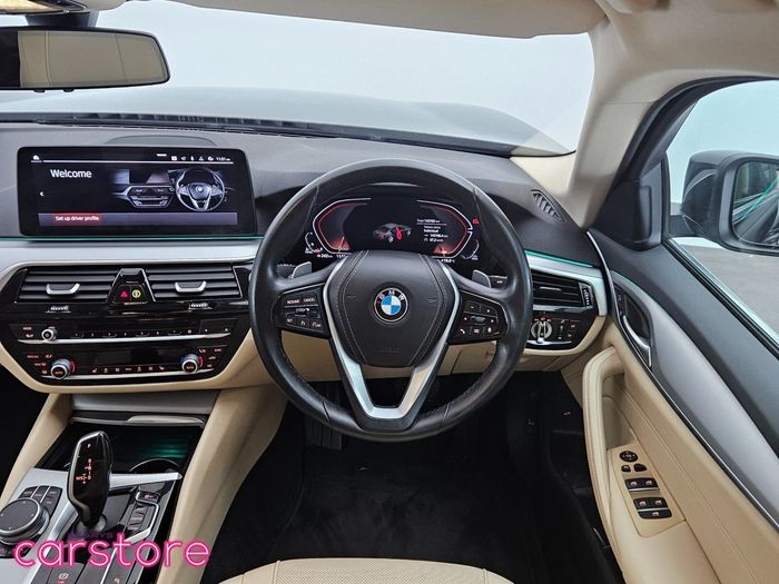 BMW 5 Series 2023